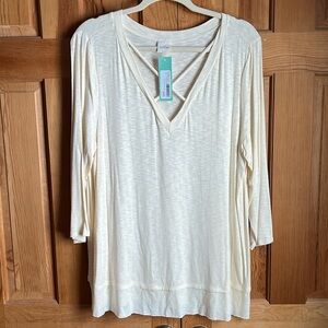 Women’s Kaileigh Cream colored tunic XXL
